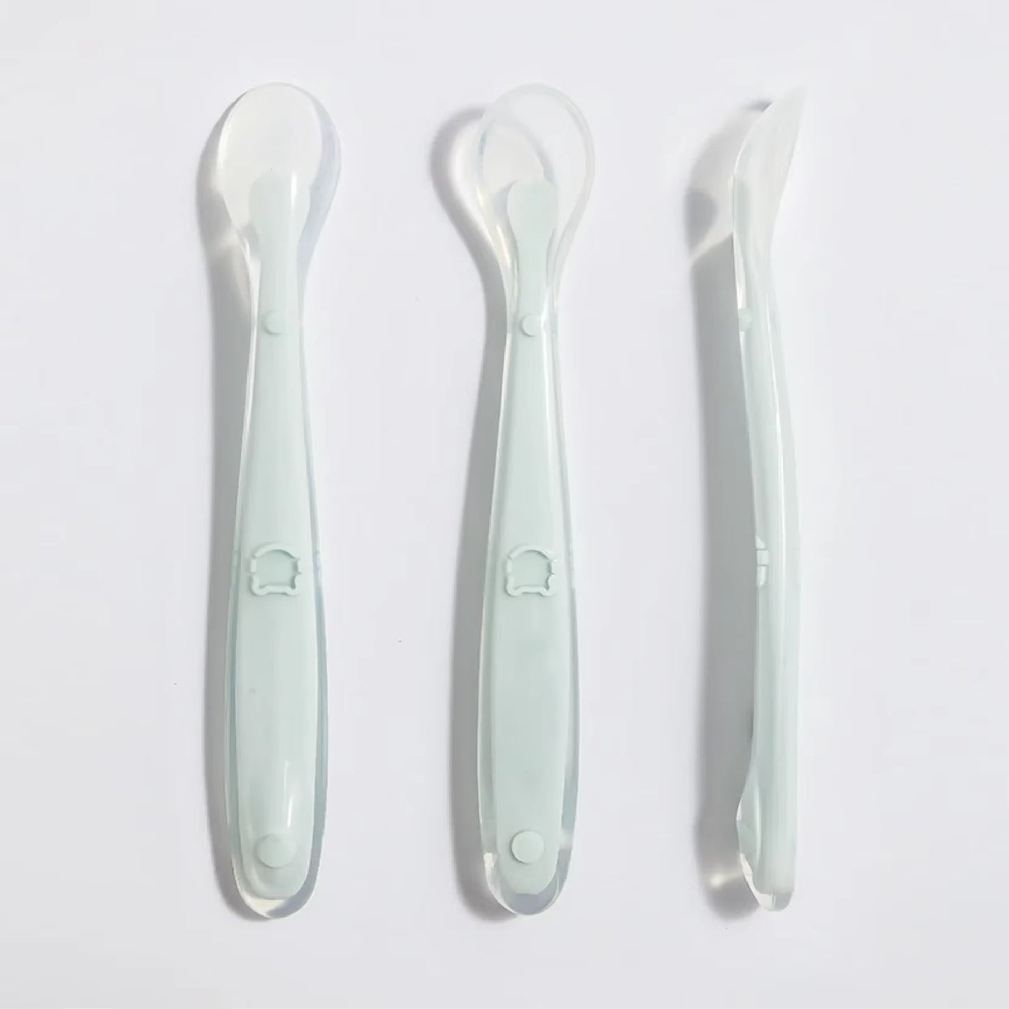 Cuillère en silicone pour bébé