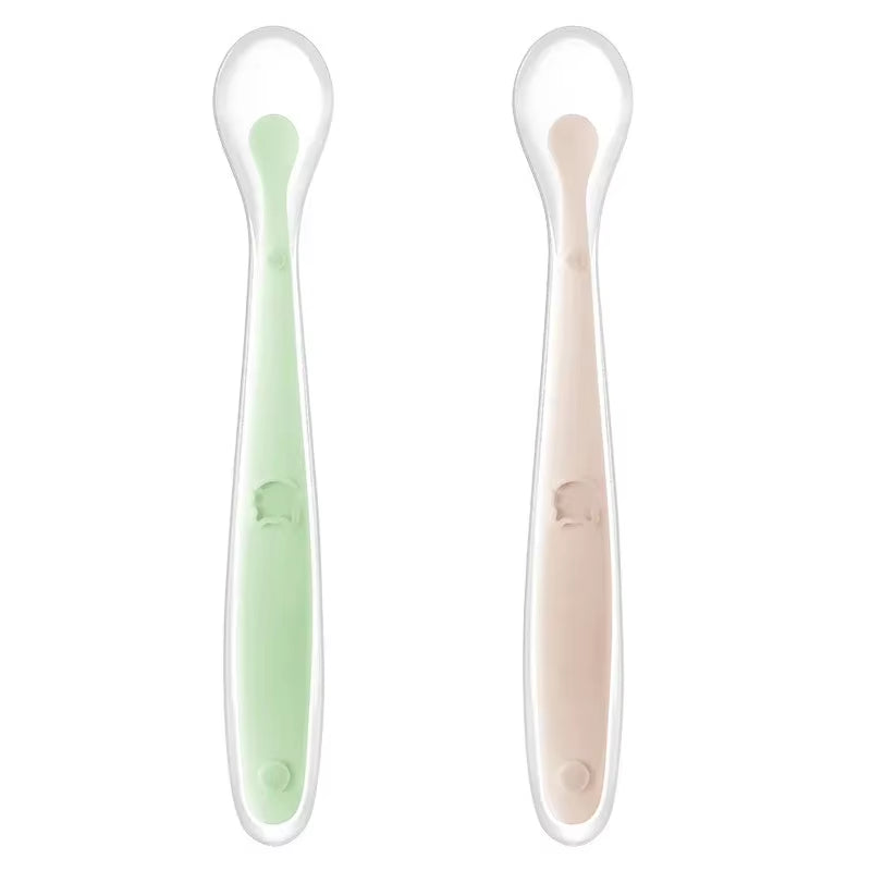 Cuillère en silicone pour bébé