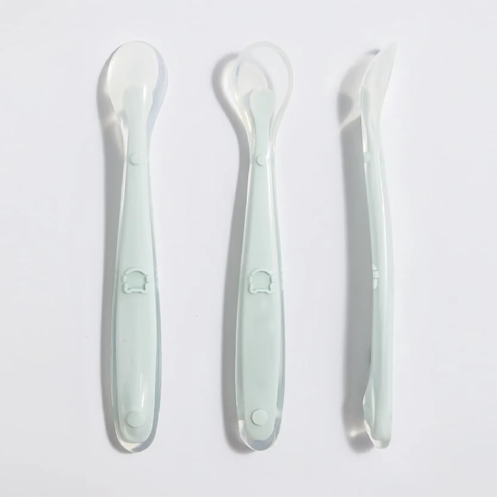Cuillère en silicone pour bébé