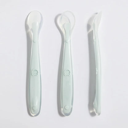 Cuillère en silicone pour bébé
